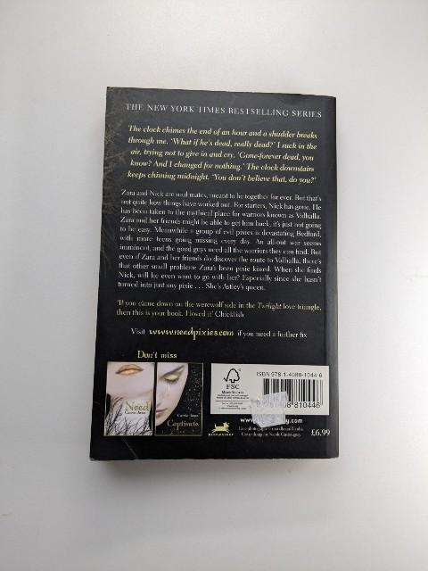 After Obsession, Captivate, Entice - 3 x Carrie Jones Books - Great Value