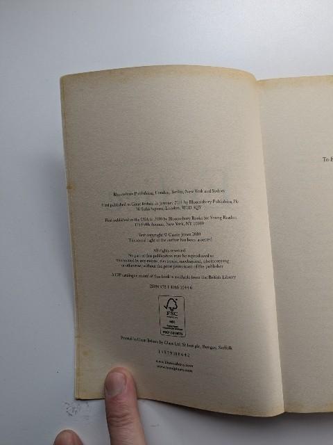 After Obsession, Captivate, Entice - 3 x Carrie Jones Books - Great Value