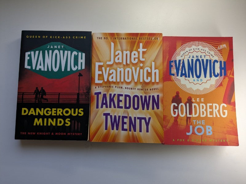 Dangerous Minds, Takedown Twenty, The Job - 3 x Janet Evanovich Books - Value!