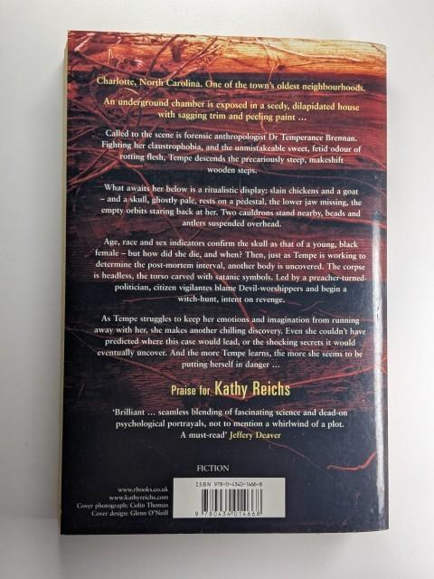 Flash And Bones, Devil Bones, Bones Never Lie - Kathy Reich
