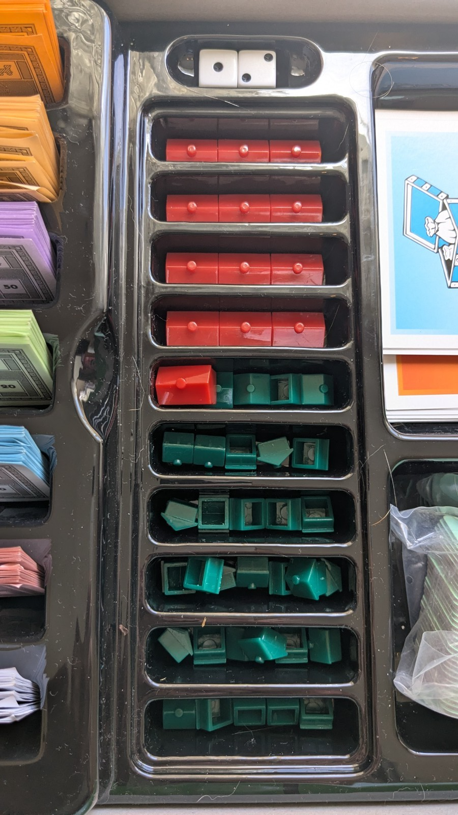 My Monopoly Board Game Hasbro Gaming 2014 Pre-owned 8+ 2-4 Players.