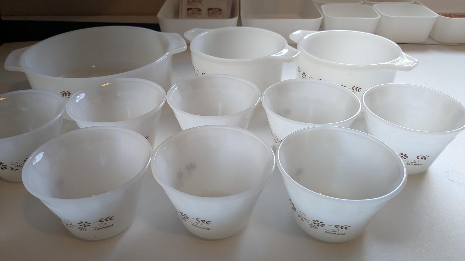 Vintage Dynaware Termocrisa Daisy Casserole, Mini and Custard Dishes