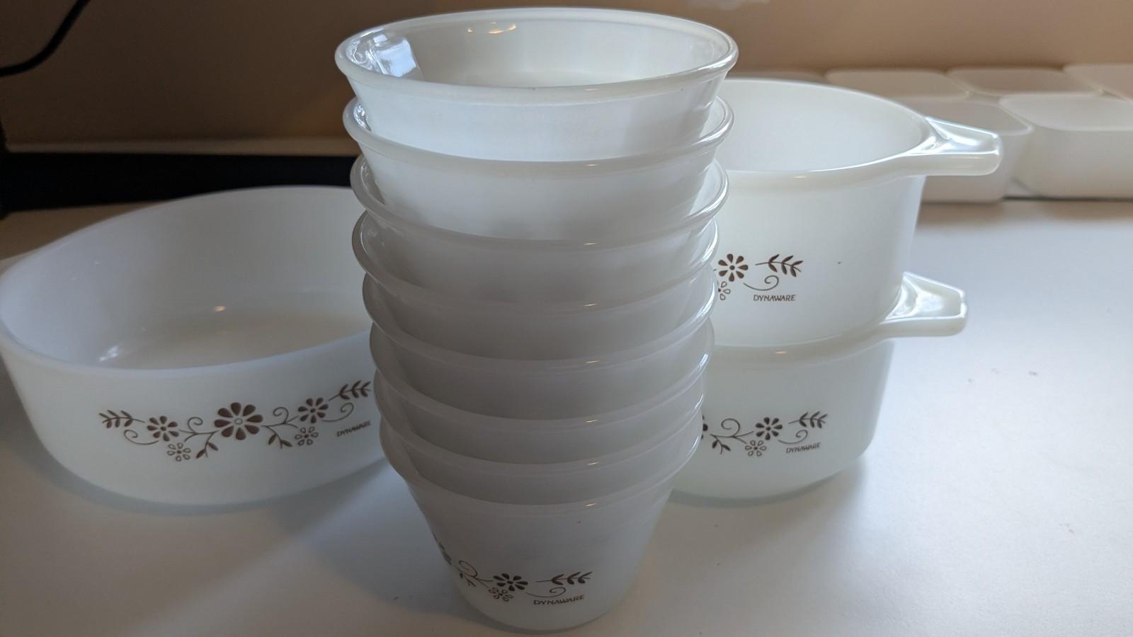 Vintage Dynaware Termocrisa Daisy Casserole, Mini and Custard Dishes